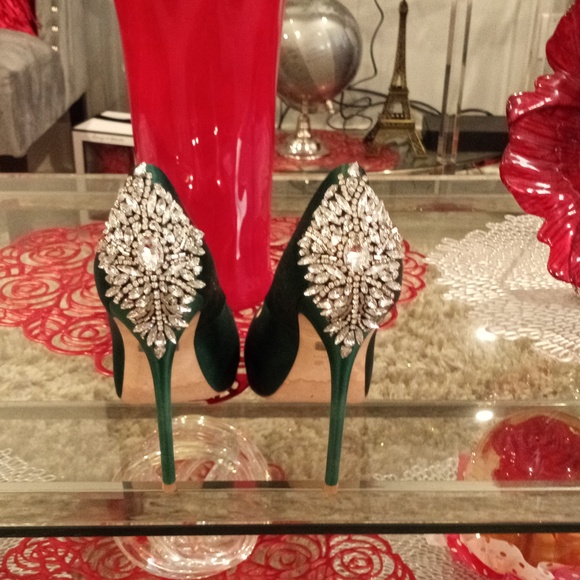 Badgley Mischka Satin Emerald Green size 10 women's heels - Picture 3 of 6